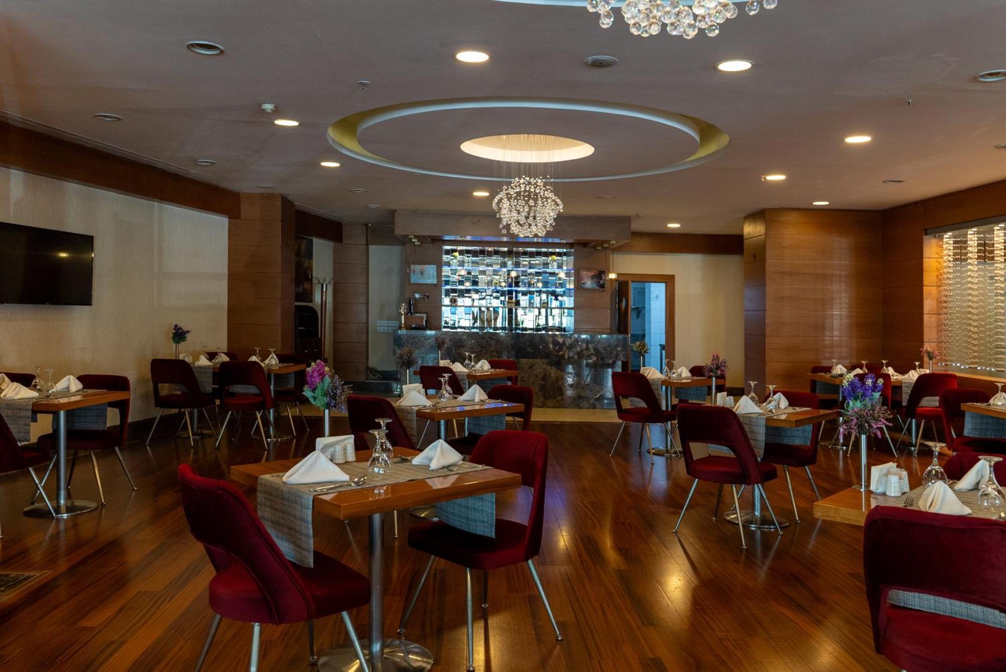 Ankara Plaza Hotel Extérieur photo