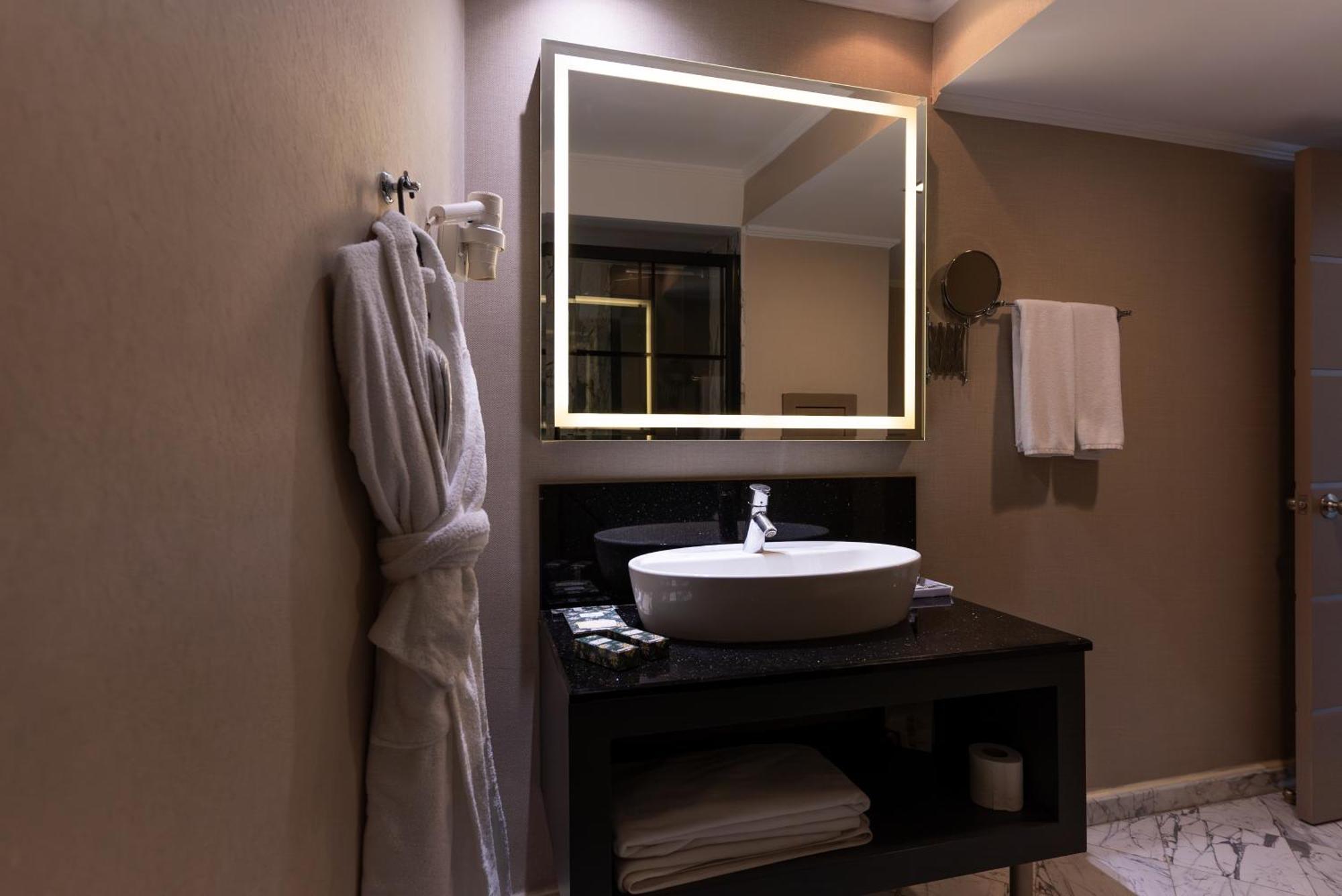 Ankara Plaza Hotel Extérieur photo